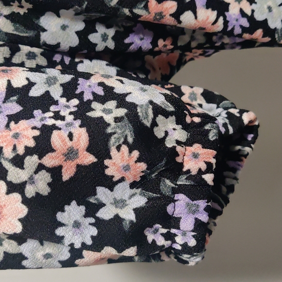 BNWT - floral puff sleeve dress - Picture 8 of 14